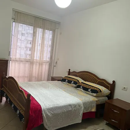 City Apartment * Шкодер